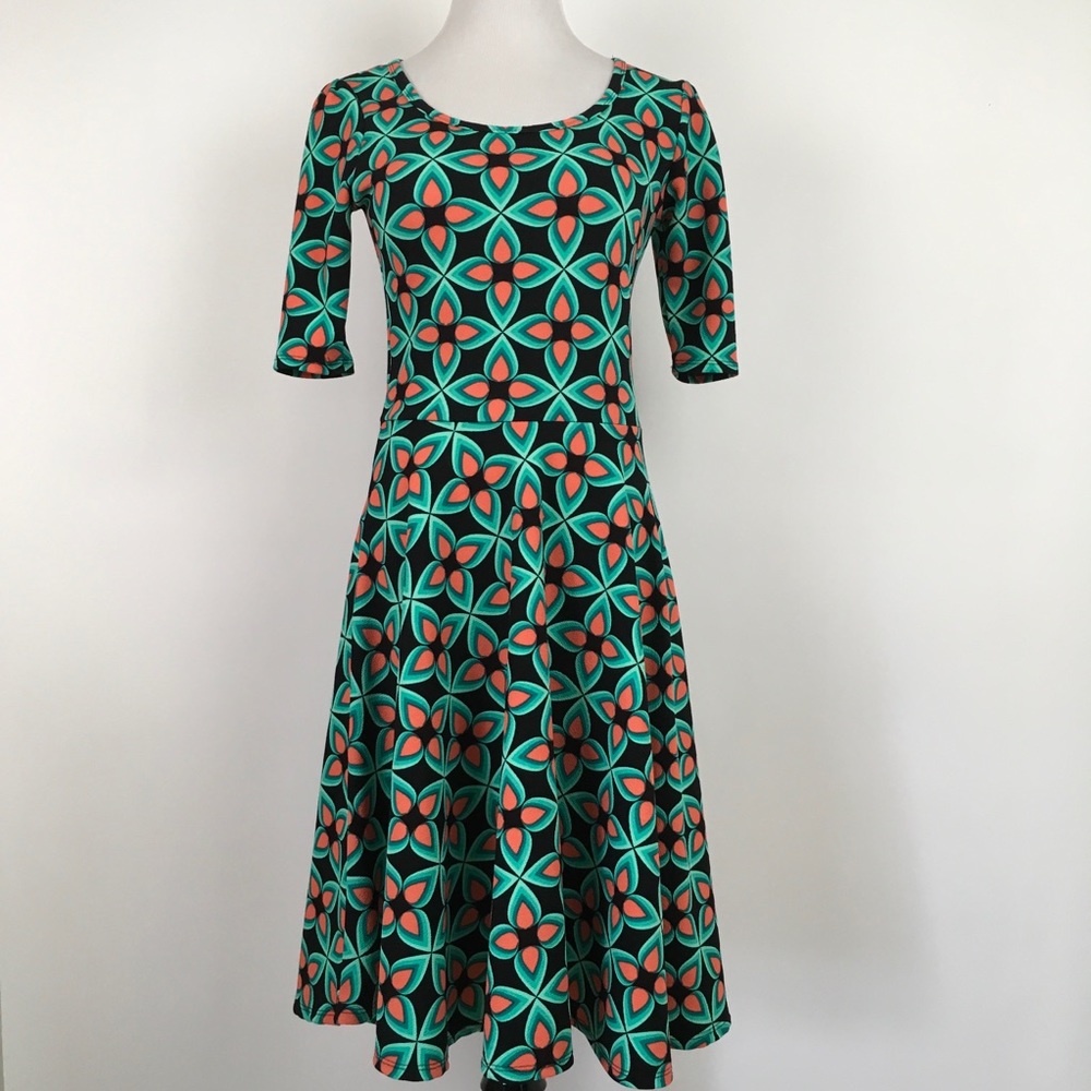 LuLaRoe Nicole Fit and Flare Dress M